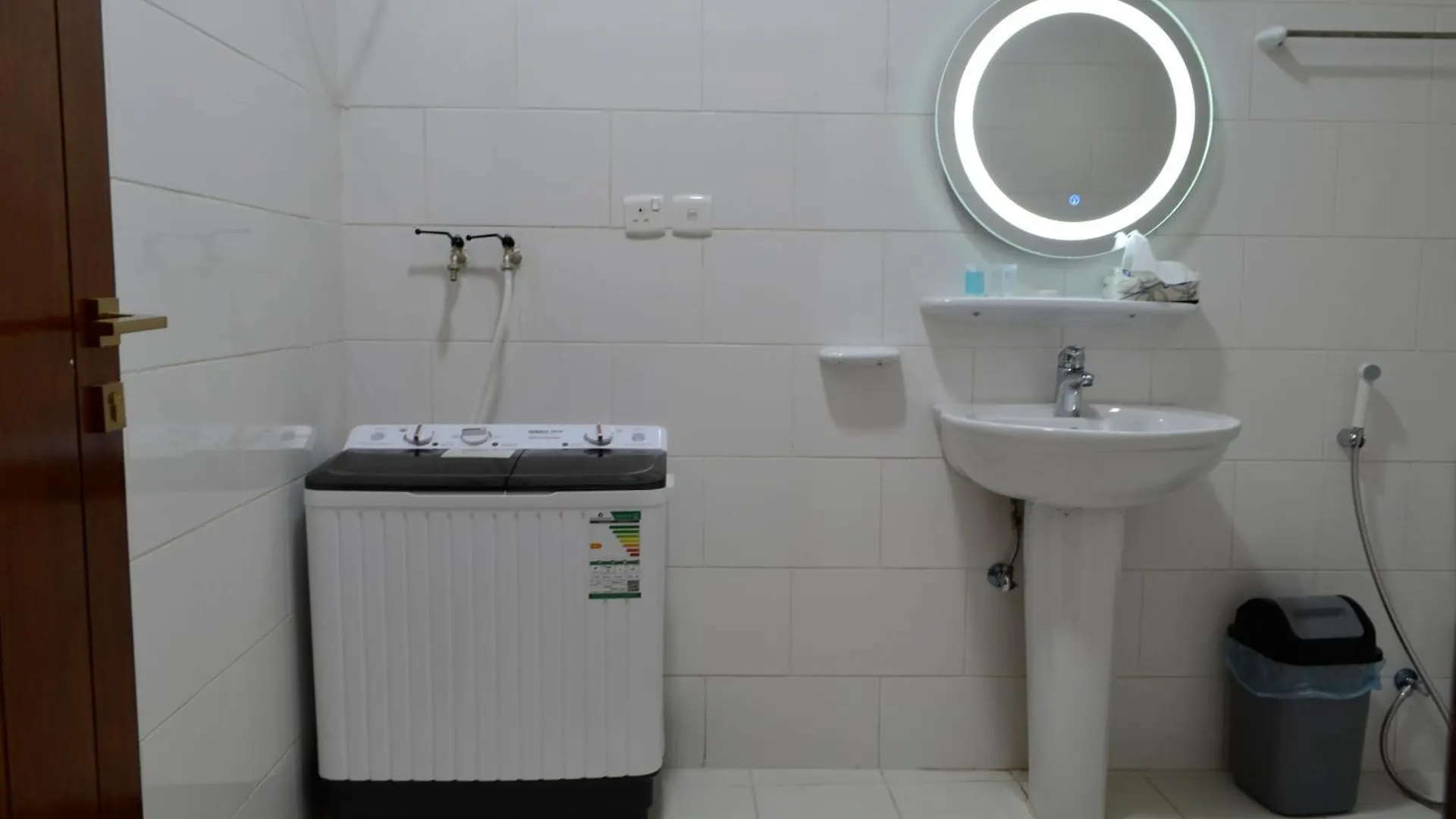 Al Rayhan Suites Медина Отель