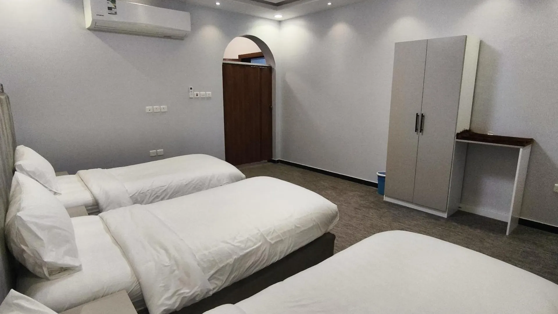 Отель Al Rayhan Suites Медина Саудовская Аравия