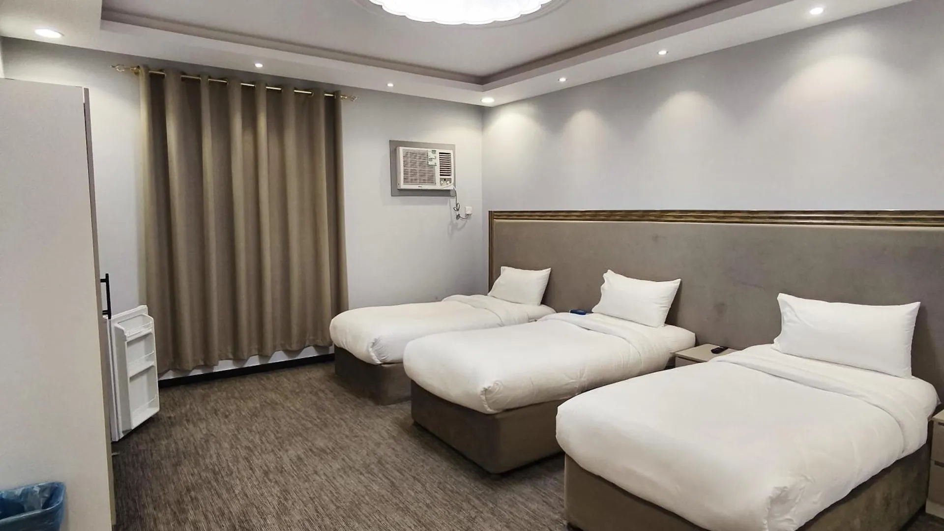Al Rayhan Suites Медина Отель