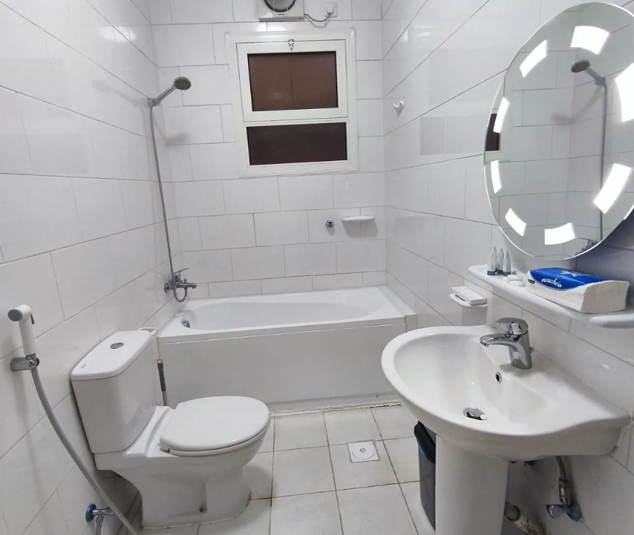 Отель Al Rayhan Suites Медина